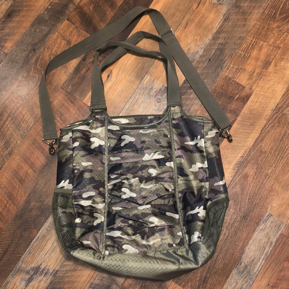 Camo Thirty One All Pro Tote